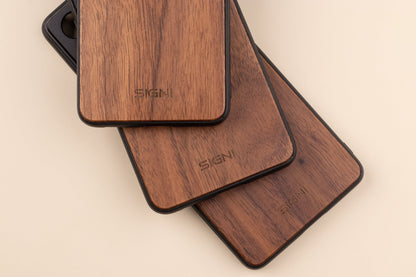 SKYVIK SIGNI One Plastic  Walnut Wood Mobile Lens case Black and Brown Samsung S21 Plus