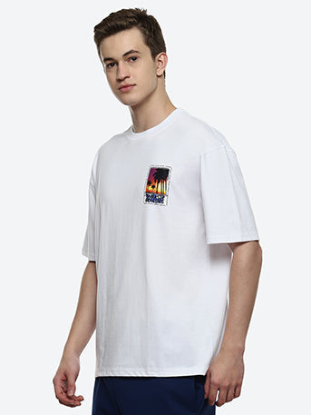 Vacay  Mens White Oversized T-shirt