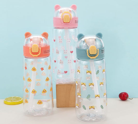 Kuber Industries Kuber Sipper Bottle With Straw For Kids  Teddy Tumbler Sipper Cup I Cute Water Bottle With Lid  Food Grade Plastic  One Click Open  Leak Proof Bpa Free  550 MlTransparent