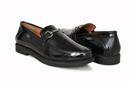 Croco Pattern Slip-on for Men with Metallic Buckle  Black