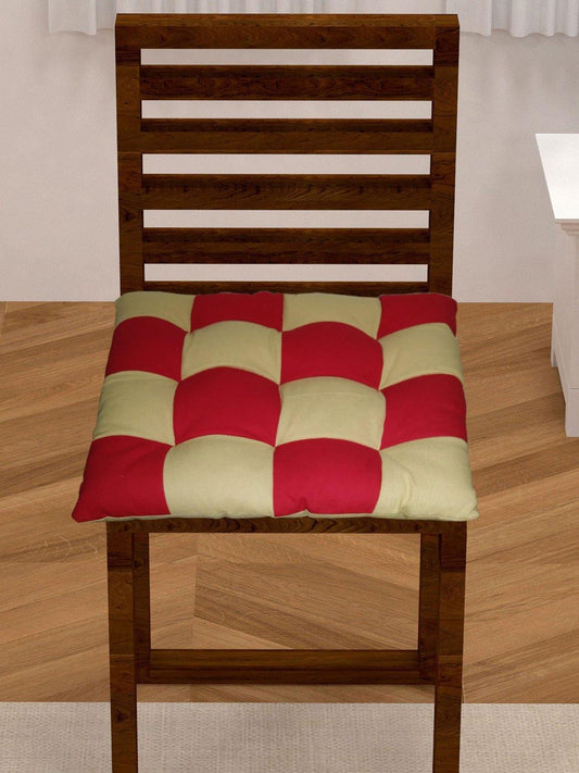 Lushomes Beige/Red Reversible Chair Pad, 15"x15", Cotton, 9 Knots, 1 Pc, for Car or Dining Chair.