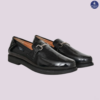 Croco Pattern Slip-on for Men with Metallic Buckle  Black